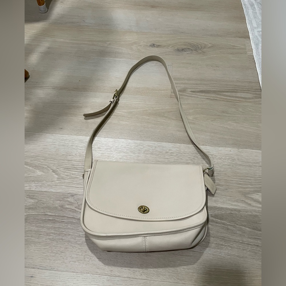 Vintage Coach 1970s City Crossbody Bag